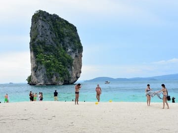 Krabi: 7 Islands Sunset Tour with BBQ Dinner and Snorkeling