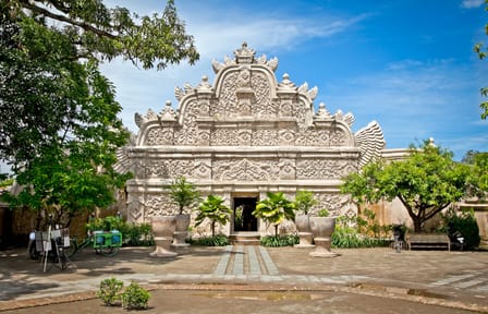 Cultural City Tour of Yogyakarta and Prambanan Temple