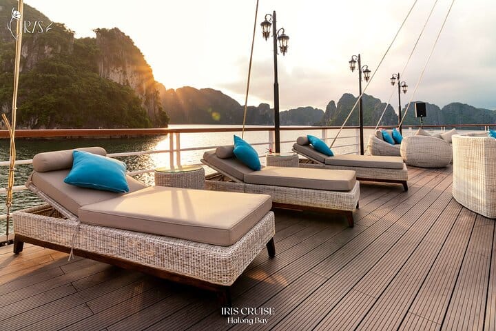 IRIS CRUISE - 5 Star Day Cruise - Halong Bay 1 Day - JACUZZI POOL