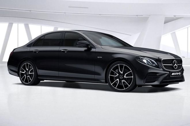 Airport Private Transfer in Business Car