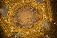 Florence: Palazzo Pitti Priority Entry Experience with Audio Guide