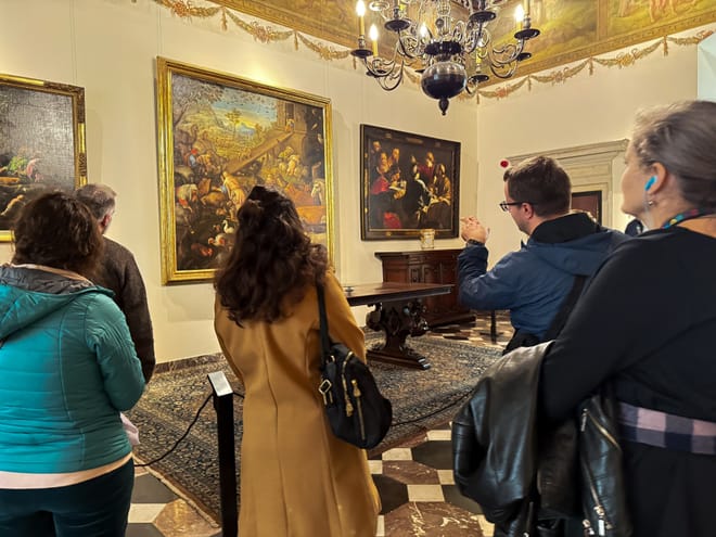Cracow: Wawel Castle and Cathedral Guided Tour 7