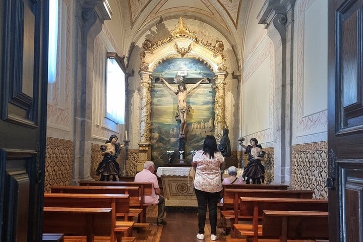 SANTIAGO DE COMPOSTELA + BRAGA: Private Tour from Porto