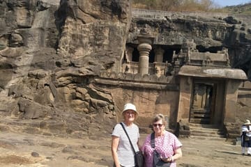 Ellora Caves and Daulatabad Fort Tour from Aurangabad