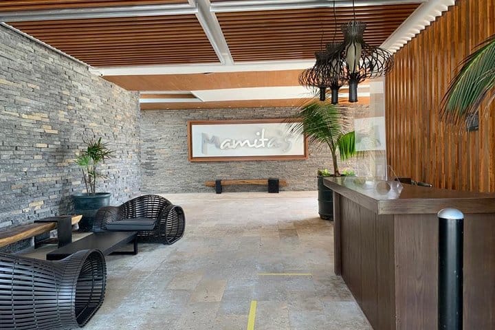 Playa del Carmen Shopping Tour Fifth Avenue and Mamitas Beach Club 3