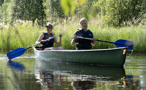 Canoeing Adventure on the River Pyhäjoki in Kemijärvi