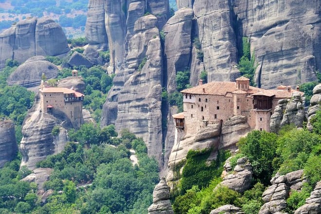 Full-Day Private Trip to Meteora from Thessaloniki 4