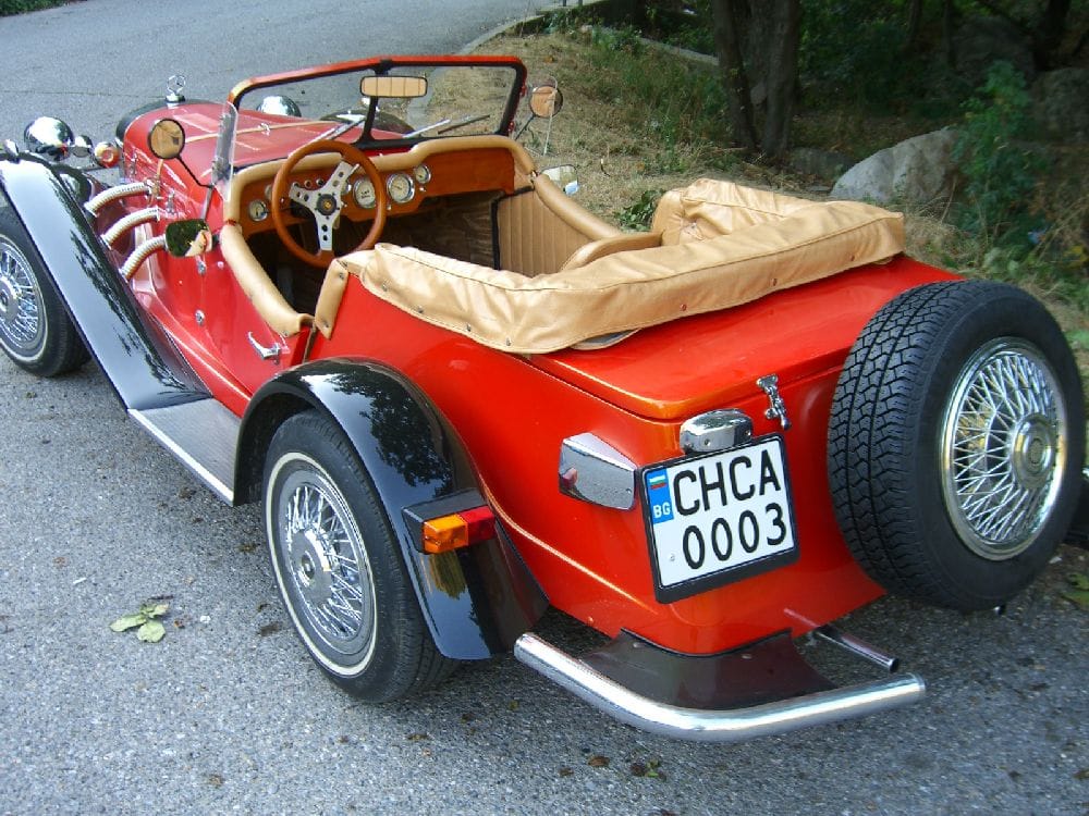 Private Retro Stylish Tour of Sliven with Mercedes SSK 1973 5