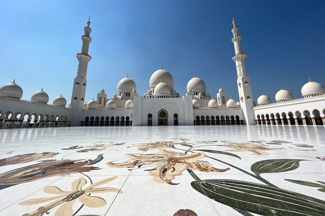 Abu Dhabi Tour Grand Mosque Ferrari World Included photo 2