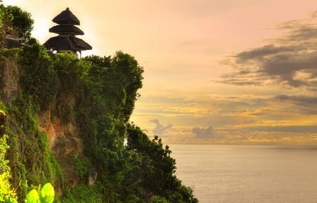 Private Tour of Uluwatu Temple and Southern Bali Sites