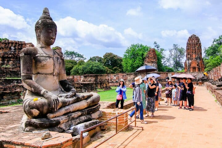 Bangkok to Ayutthaya Temples Small Group Tour with Lunch