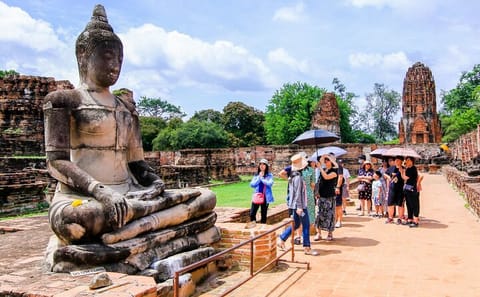 From Bangkok: Ayutthaya Temples Small Group Tour with Lunch