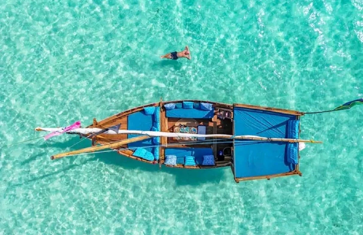 Private Mnemba Atoll Dhow Boat Excursion from Kendwa/Nungwi 5