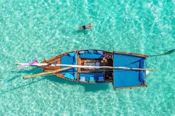 Private Dhow Boat Excursion to Mnemba Atoll from Nungwi