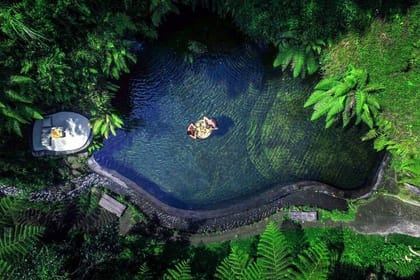 Private Floating Breakfast Jungle Swing and Romantic Spa in Ubud