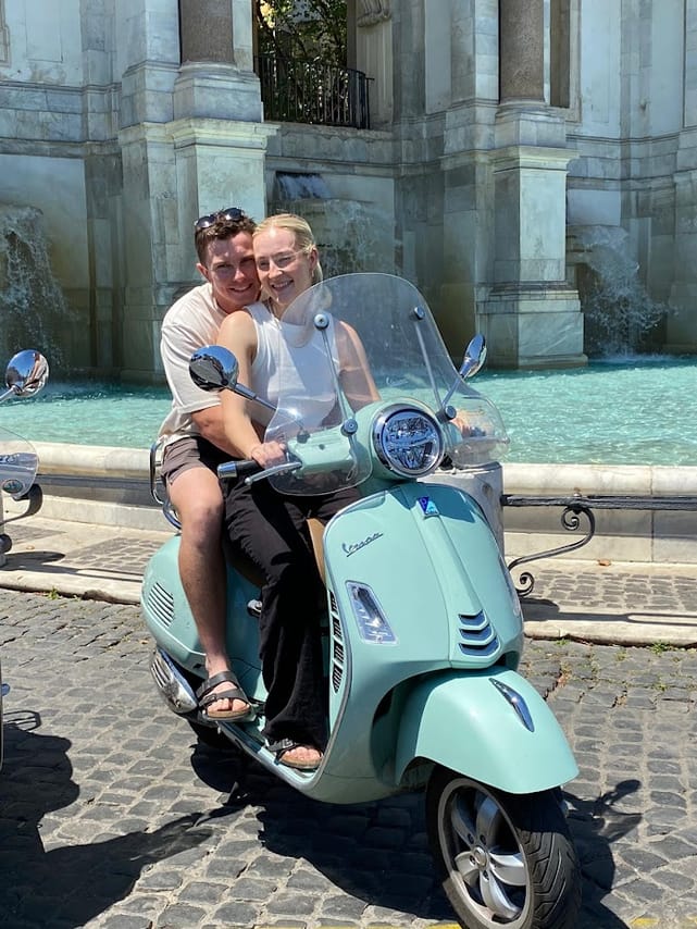 Dolce Vita Vespa Tour in Rome 10