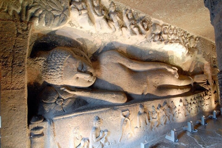 Ajanta Caves Discovery Tour from Aurangabad