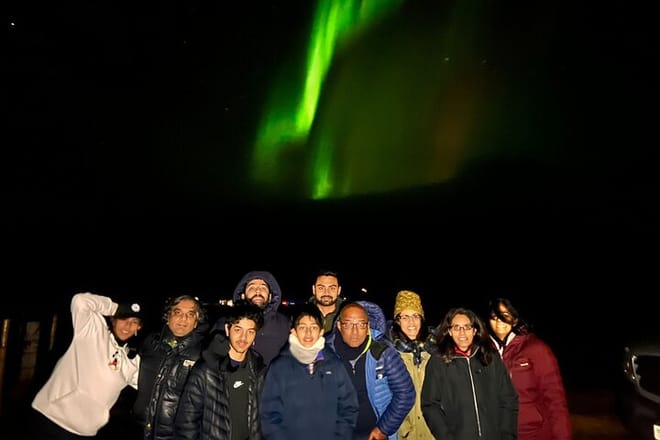 Northern Lights Guided Tour With Complimentary Professional Photos Iceland