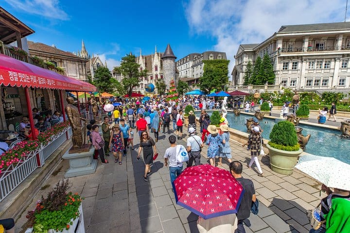 Hoi An: BA NA HILLS AND GOLDEN BRIDGE FULL-DAY ADVENTURE 8