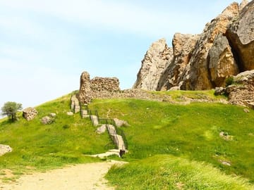 Private tour Azerbaijan-Group tour Azerbaijan-Beshbarmag-tour_pilgrim-Azerbaijan-tour_Beshbarmag tour_Visit Land Azerbaijan Travel-VLA tourism