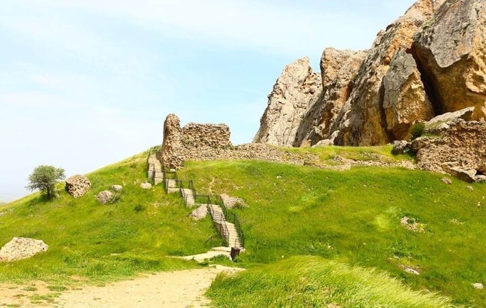 13 Days of Elite Private Tour Through Azerbaijan