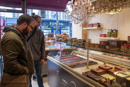Le Marais Pastry and Chocolate Tasting Tour in Paris