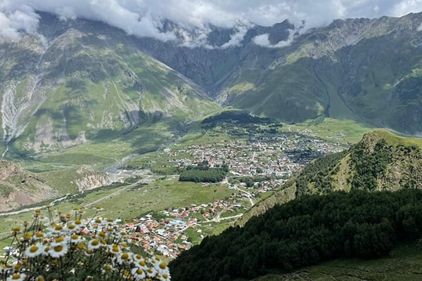 Things to do in Stepantsminda