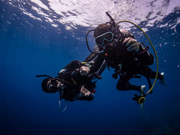 Scuba Diving Adventure in Jeddah's Red Sea Waters