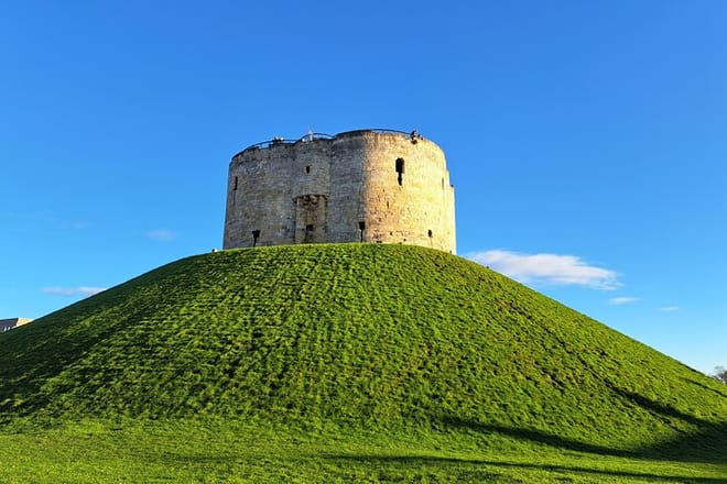 York's Famous Ghosts Smartphone App walking tour photo 3