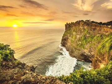 Cultural Tour of Uluwatu Temple and Kecak Dance in Bali
