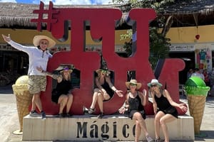 Tulum temples, Akumal turtle snorkeling, and dining Included