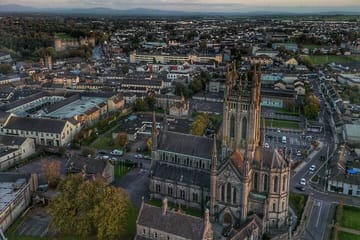 Wicklow Mountains and Kilkenny Day Trip from Dublin