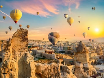 Sunrise balloons over Cappadocia’s fairy chimneys