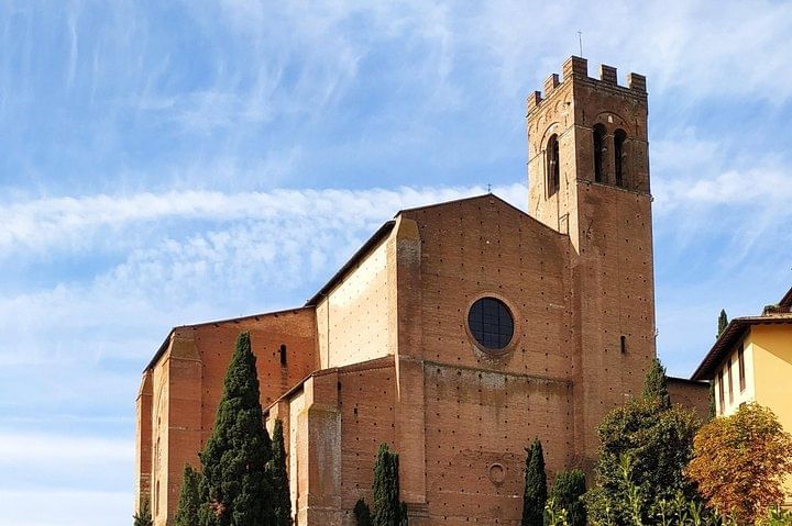 External view of San Domenico's Basilica and its BellTower 