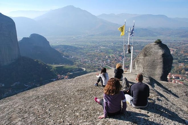 Easy Hiking Adventure at Meteora 7