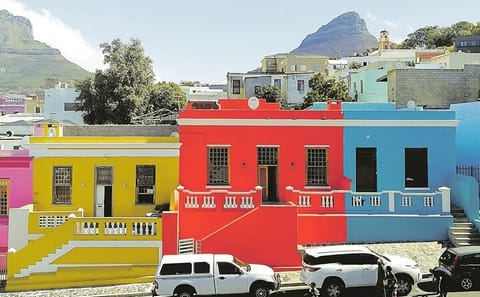 Table Mountain, Boulder Beach and Cape Point Day Tour from Cape Town
