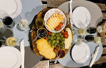 Lisbon Food and Wine Tasting Tour in HIDDEN GEMS (Small Groups)