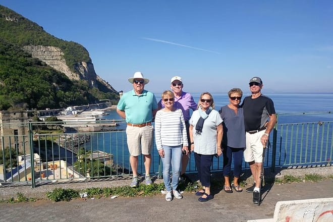 Group Excursion to Sorrento-Positano-Pompeii (8 hours)	 6