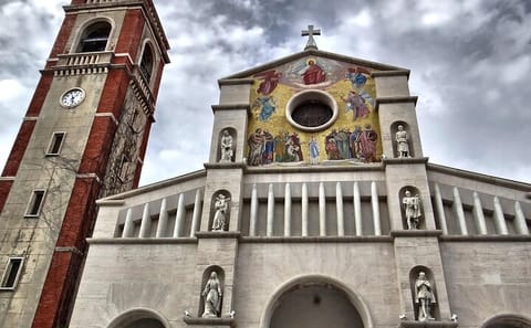 Walking Tour of Historic Lucca: Explore Walls and Legends