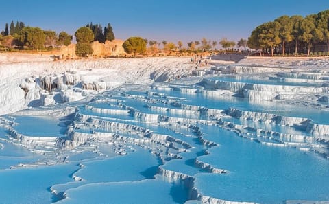 2-Day Ephesus and Pamukkale Tour from Kuşadası