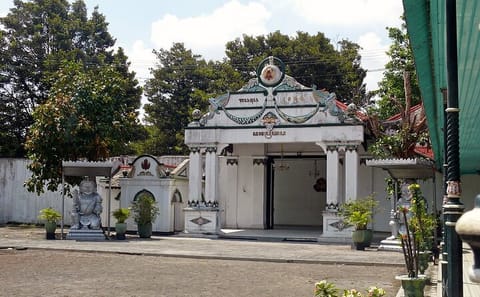 2-Day Cultural Tour of Borobudur and Prambanan in Jogja