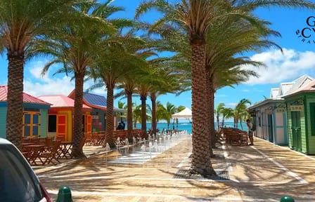 Lottery Farm, French St. Maarten and Shopping, Dutch Philipsburg
