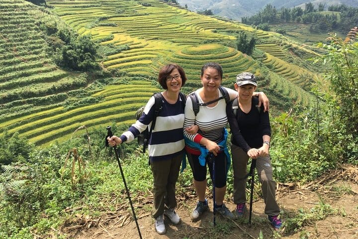Sapa Trek 2days/1 night -Hotel Overnight-From Hanoi by Limousine