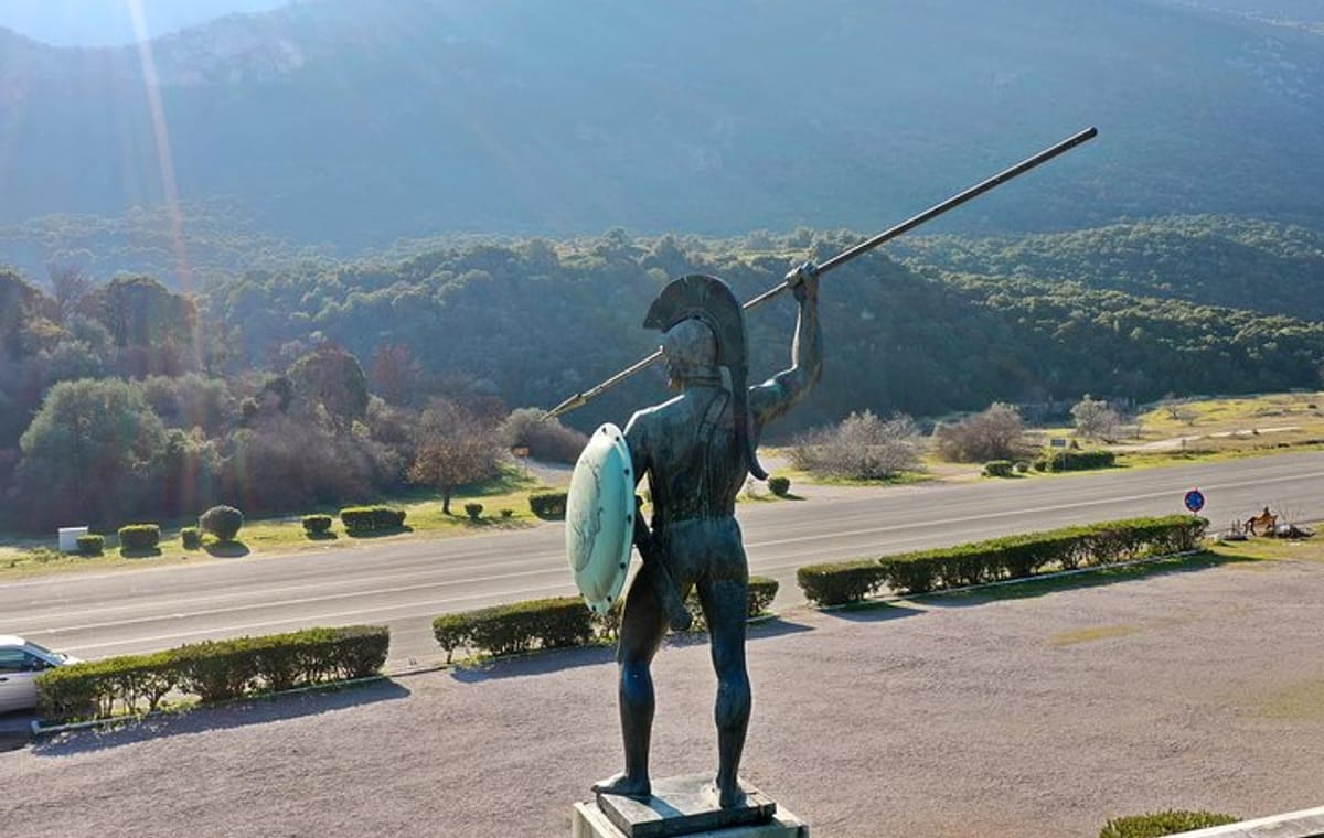 2 Days Private Tour:Persian War-Thermopylae,Marathon,Delphi,Salamis&Plateaus