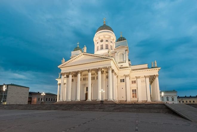 Helsinki Private Walking Tour With A Professional Guide 2