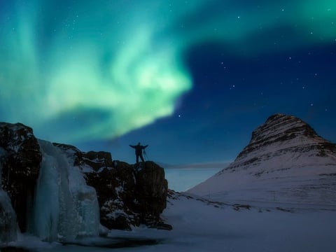 Reykjavik Small Group Northern Lights Tour with Pickup