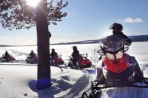 Snowmobile Driving - Morning start