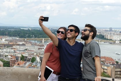 Walking Tour of Matthias Church and Buda's Landmarks