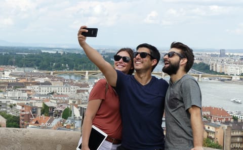 Walking Tour of Matthias Church and Buda's Landmarks