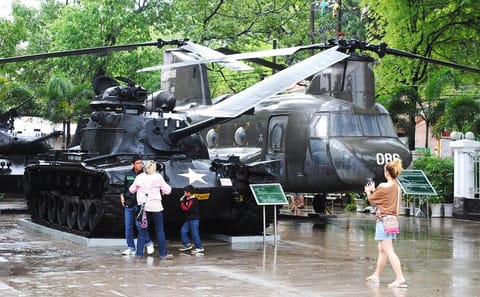 Ho Chi Minh City Highlights Tour from Saigon Port
